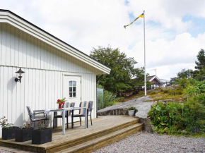 2 person holiday home in STR MSTAD in Strömstad